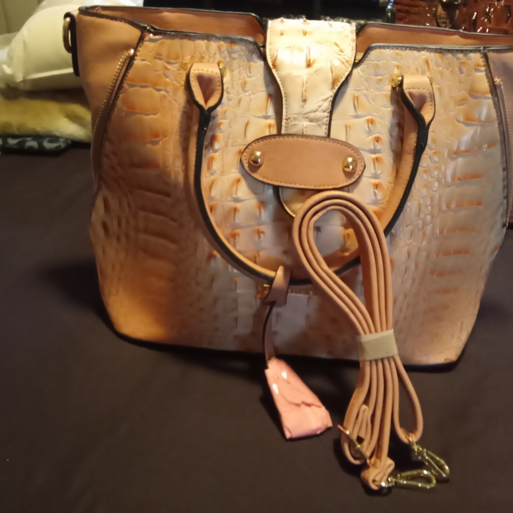Elegant Tan Tote with Structured Shape and Top Handles